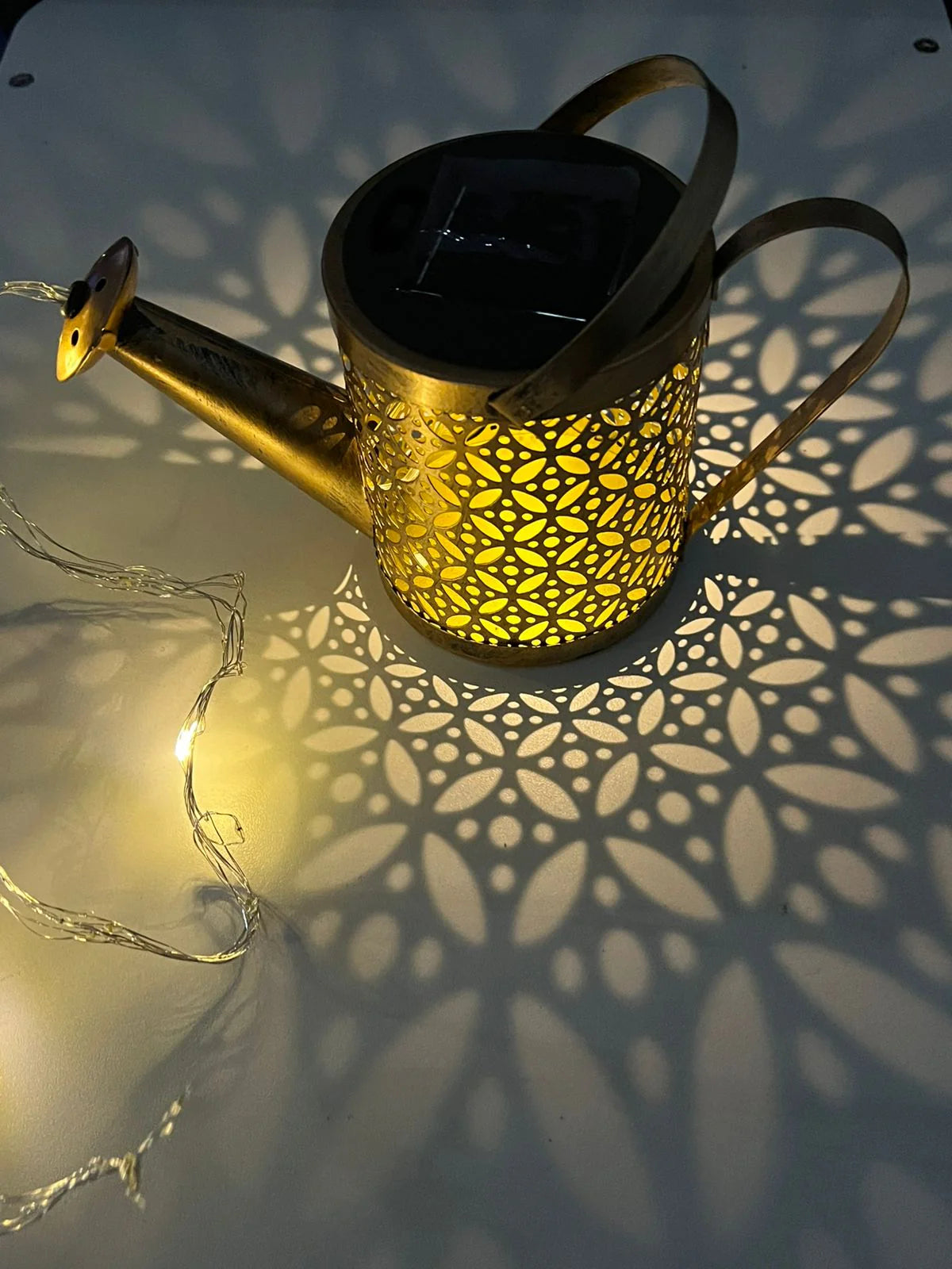 LAMPARA SOLAR TETERA